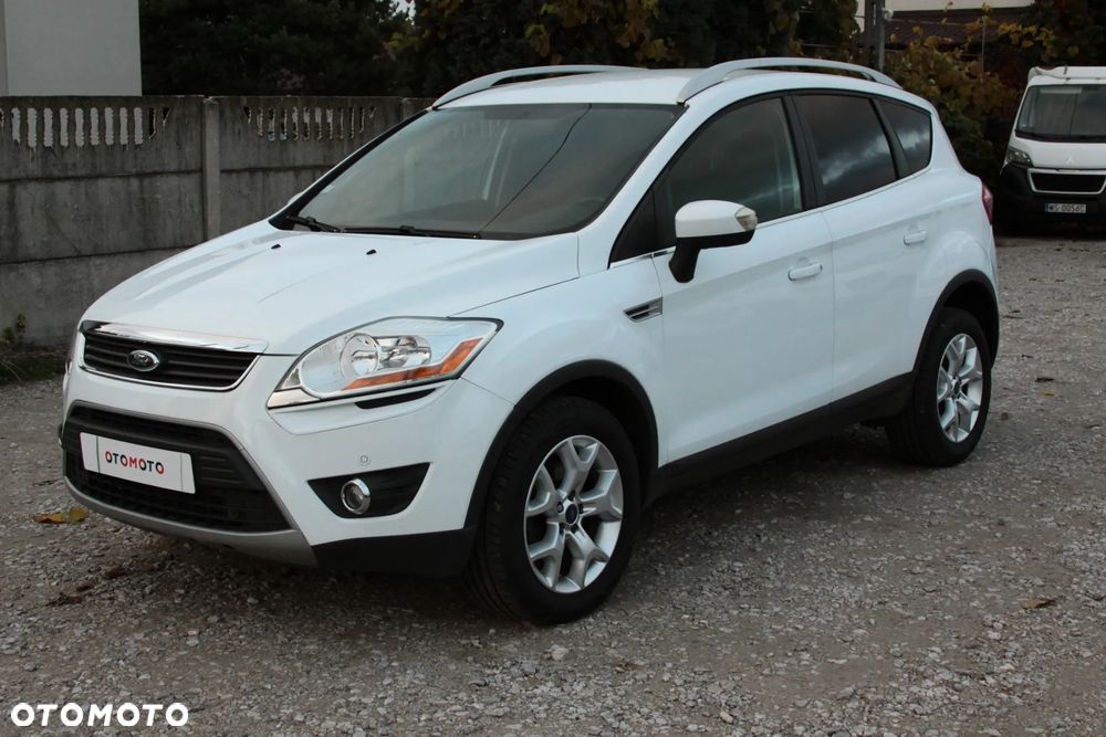Ford Kuga 2.0 TDCi 2x4 Titanium - 6