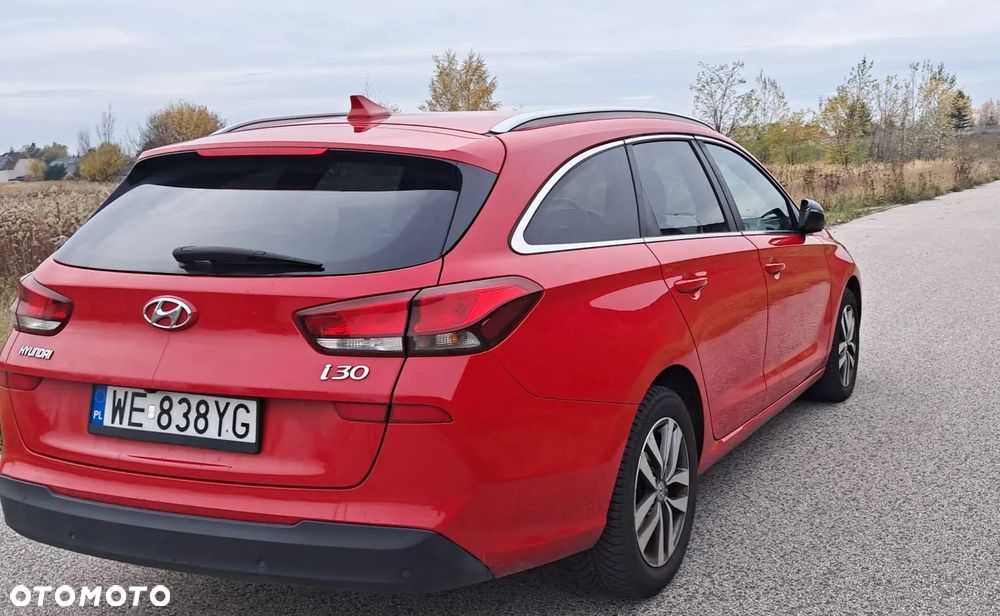 Hyundai i30 1.6 D Comfort - 4