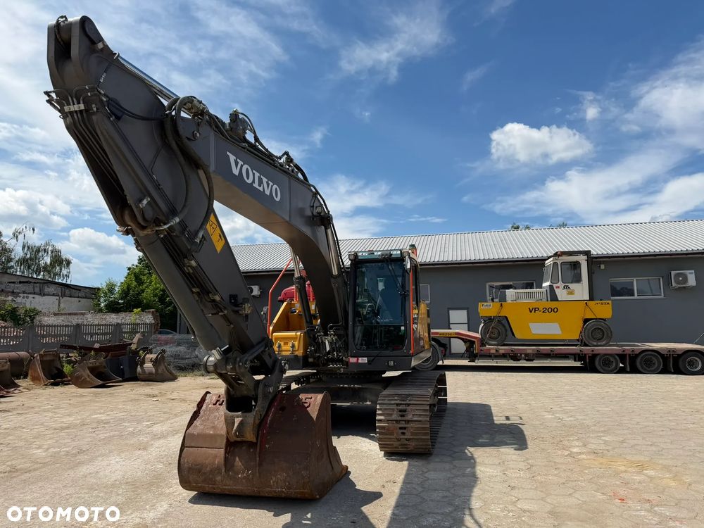 Volvo EC220EL - 10