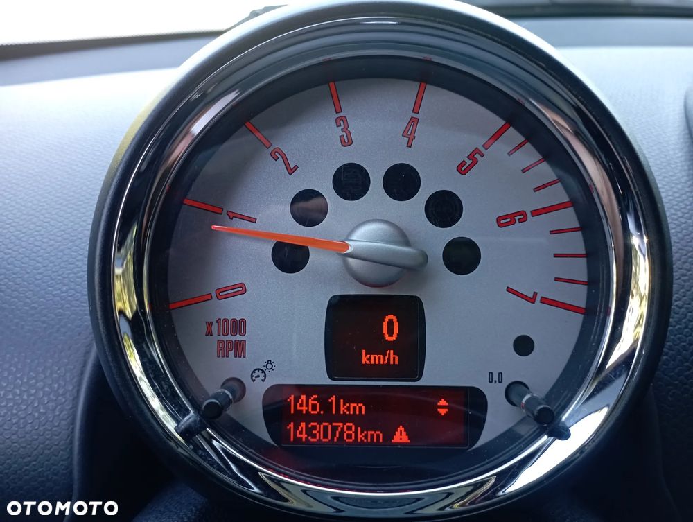 MINI Countryman Cooper D ALL4 - 13