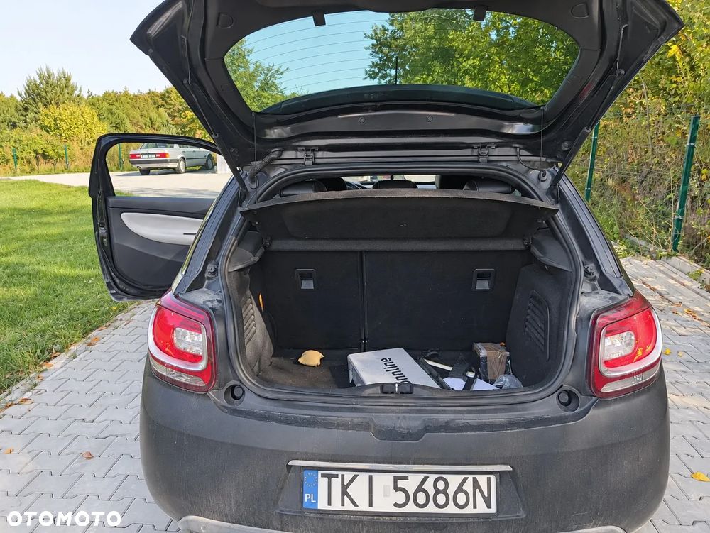 Citroën DS3 1.6 HDi SportChic - 8