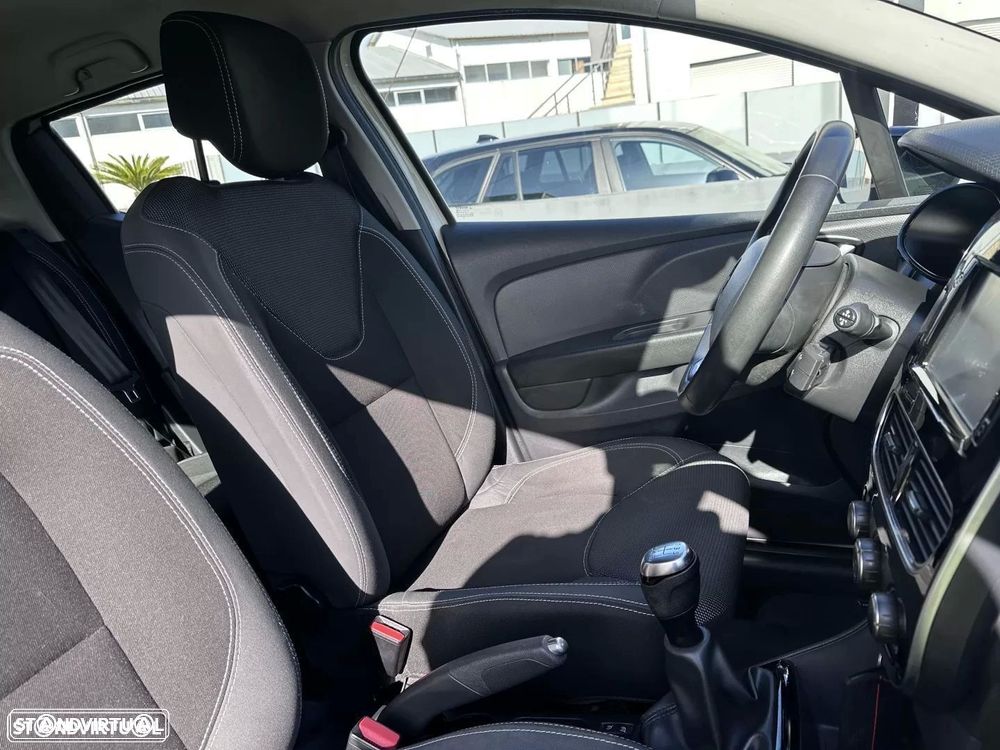 Renault Clio 0.9 TCe Limited Bi-Fuel - 40