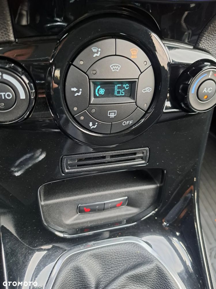 Ford Fiesta - 22