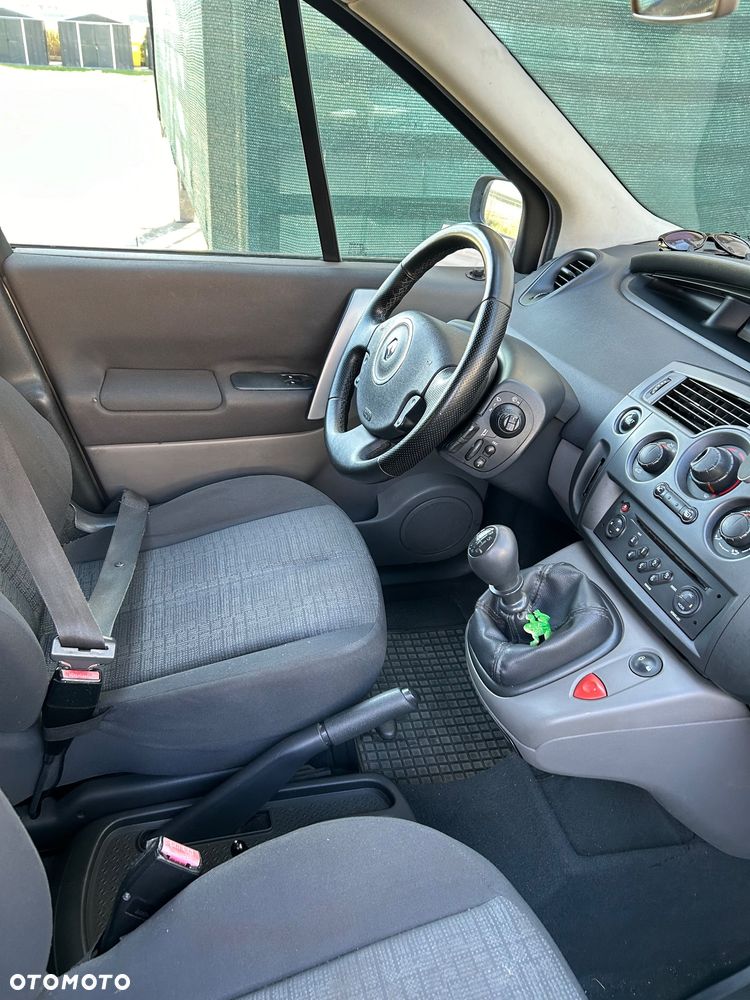 Renault Scenic - 6