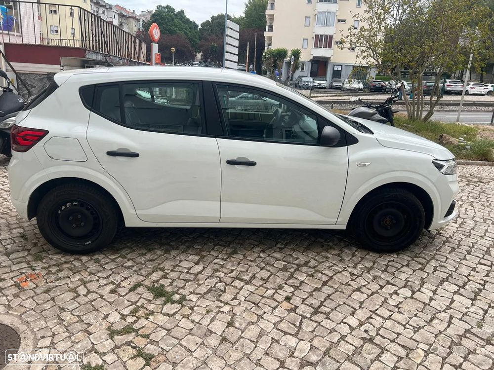 Dacia Sandero - 3