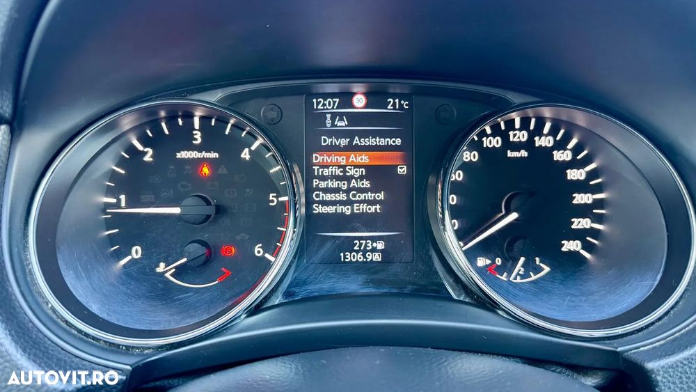 Nissan Qashqai 1.5 DCI Start/Stop N-Connecta - 7