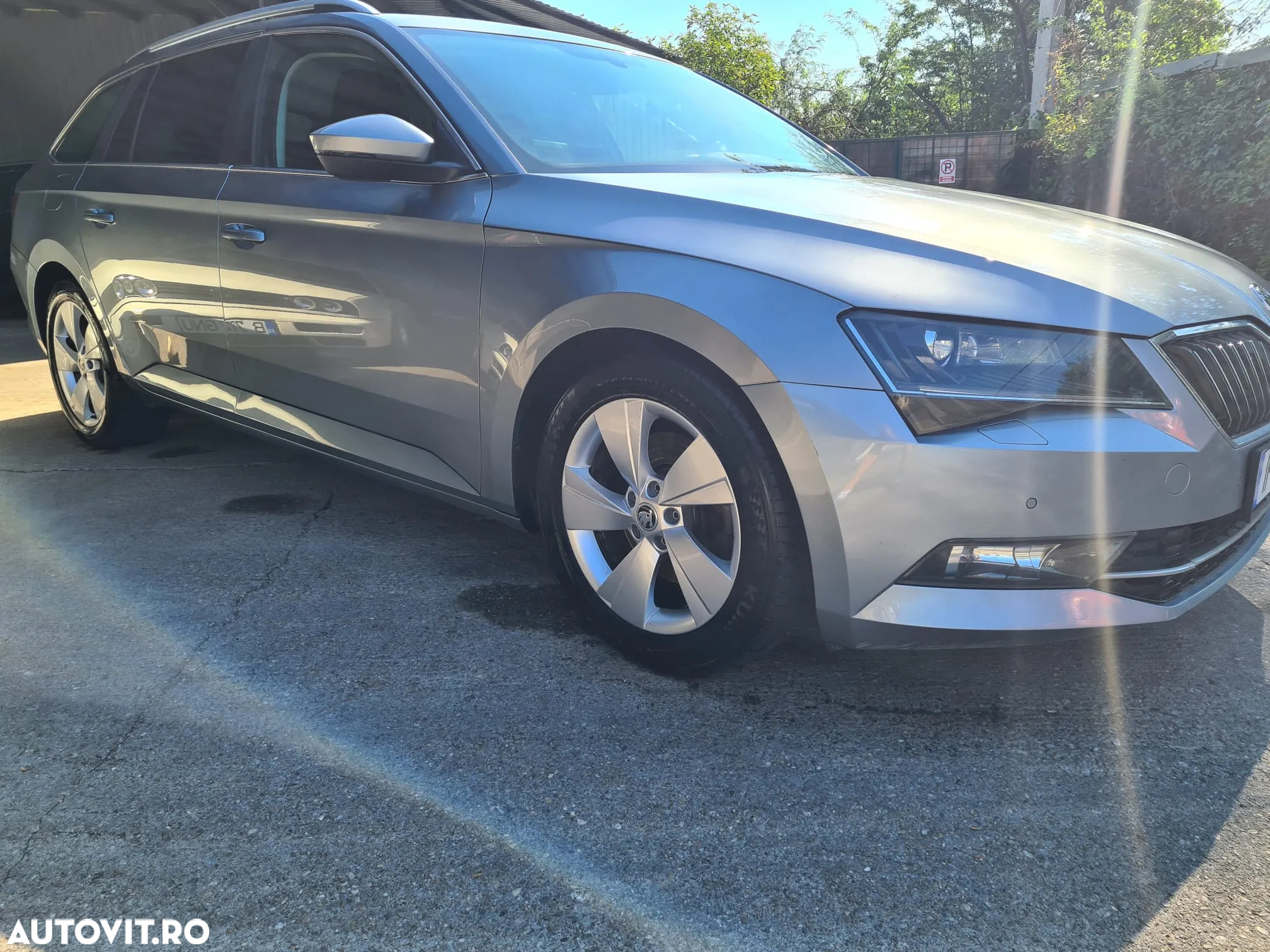 Skoda Superb Combi 1.6 TDI DSG Active - 3
