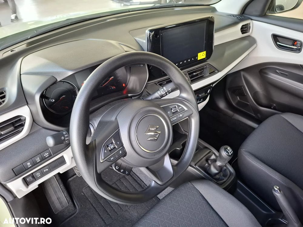 Suzuki Swift 1.2 Dualjet 12V MHEV Cool - 2