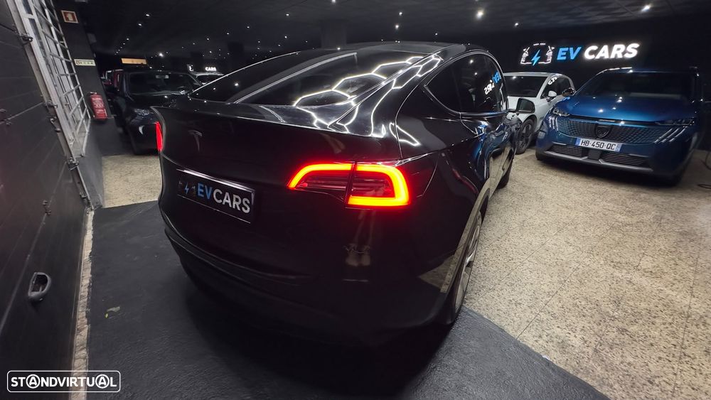 Tesla Model Y RWD - 11