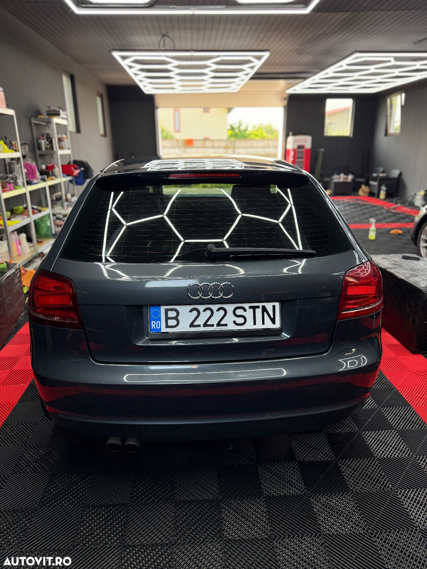 Audi A3 1.9 TDI Attraction - 2