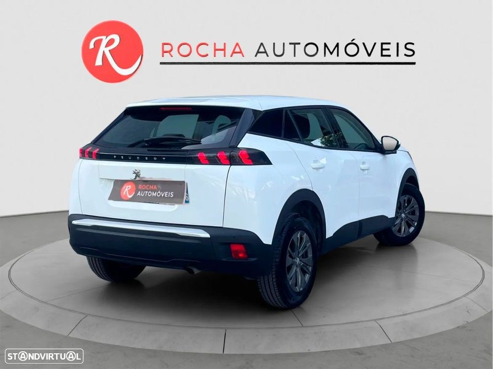 Peugeot 2008 - 8