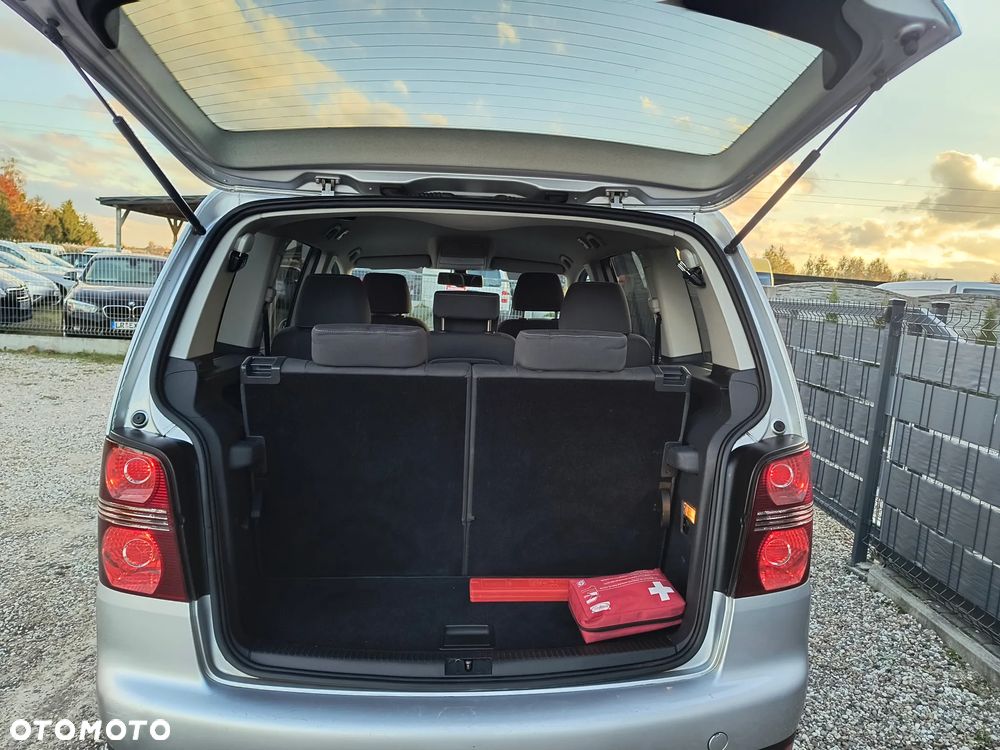 Volkswagen Touran 1.6 United - 15