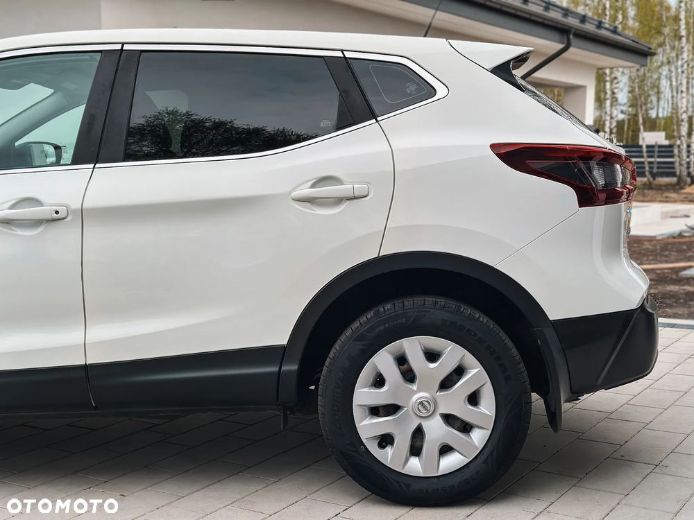 Nissan Qashqai 1.5 dCi Visia - 11
