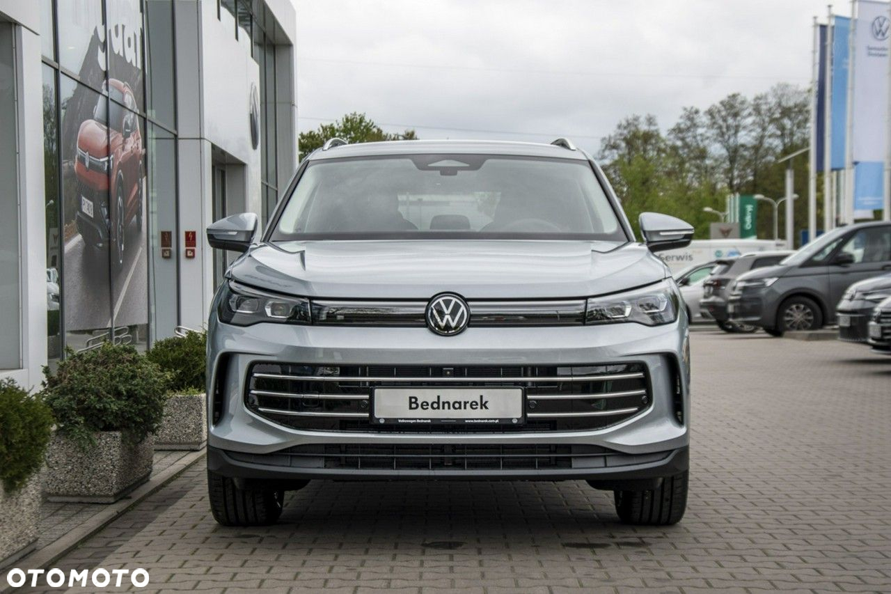 Volkswagen Tiguan - 4