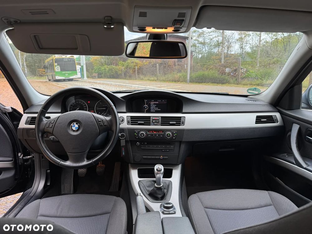BMW Seria 3 - 14