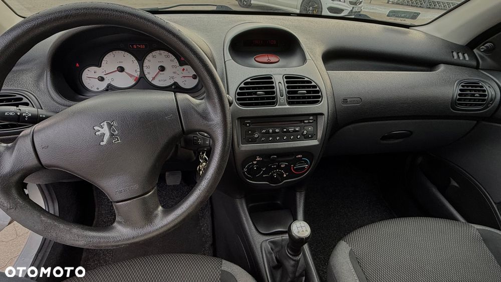Peugeot 206 - 7
