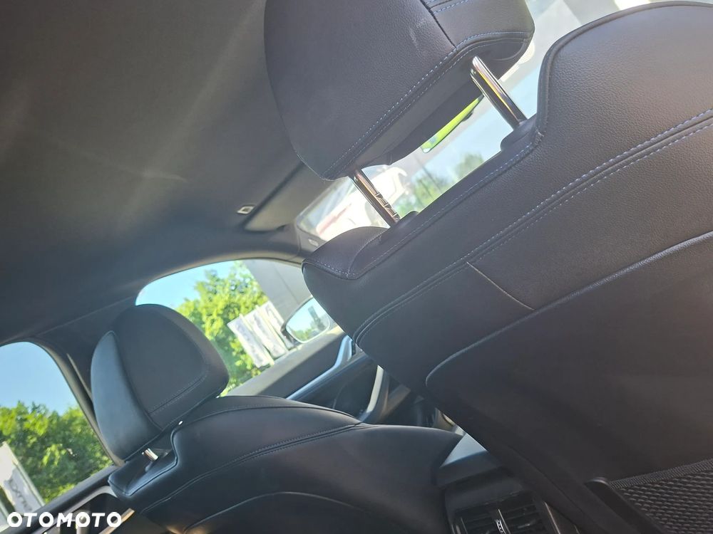BMW i4 80.7kWh eDrive 40 M Sport - 9