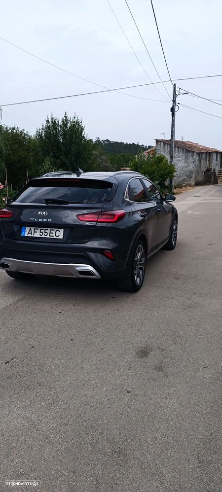 Kia XCeed 1.6 CRDi Tech - 3