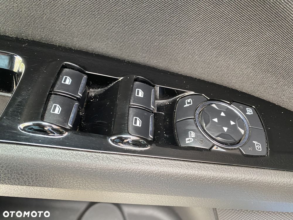 Ford Mondeo 2.0 TDCi Titanium - 14