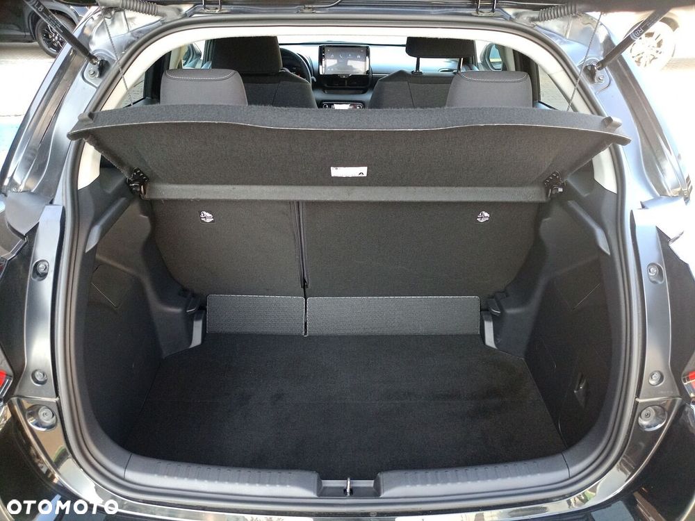Toyota Yaris Hybrid 1.5 Style - 11