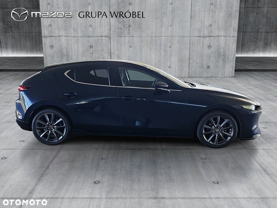 Mazda 3 - 4