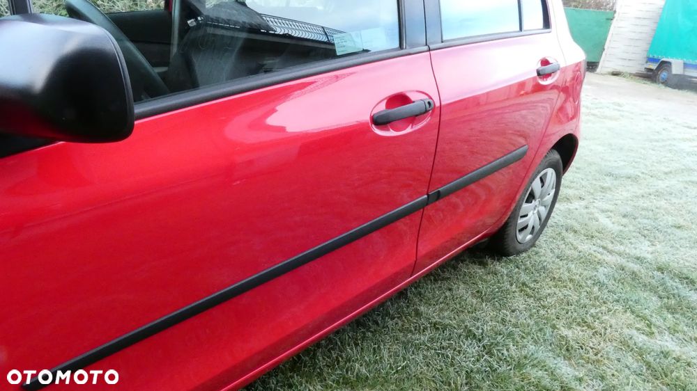 Toyota Yaris 1.0 Luna - 20