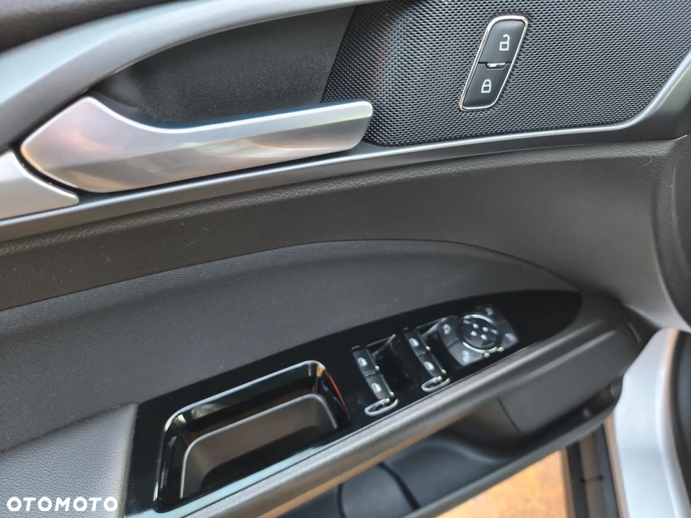 Ford Mondeo 1.5 EcoBoost Trend - 20