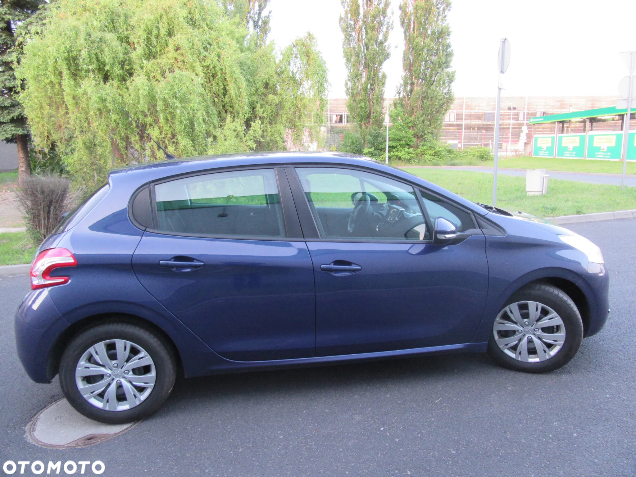 Peugeot 208 1.2 PureTech Allure - 2