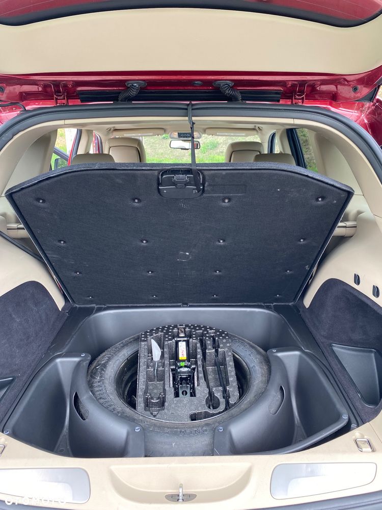 Jeep Grand Cherokee - 12