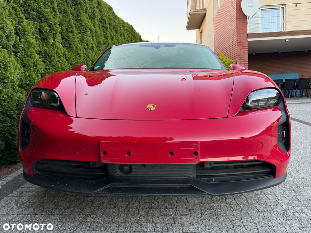 Porsche Taycan GTS - 2