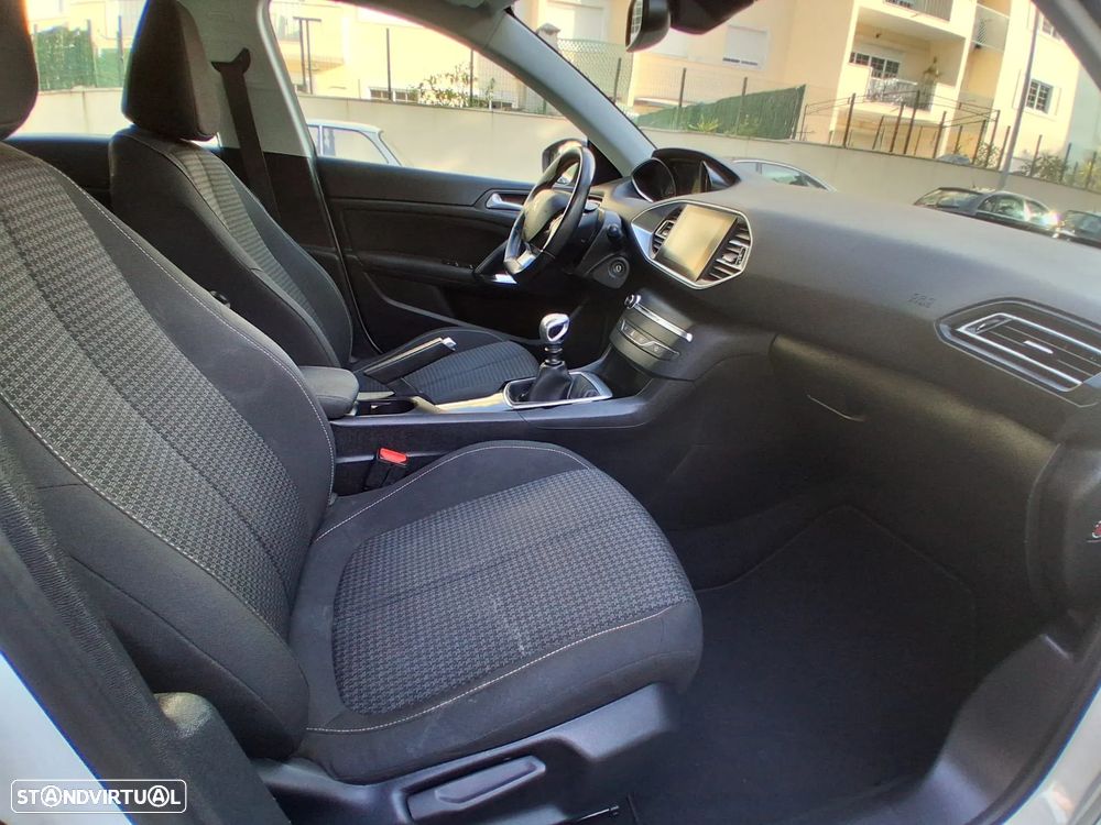 Peugeot 308 1.5 BlueHDi Business Line - 15