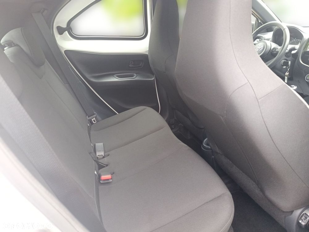 Toyota Aygo X - 10