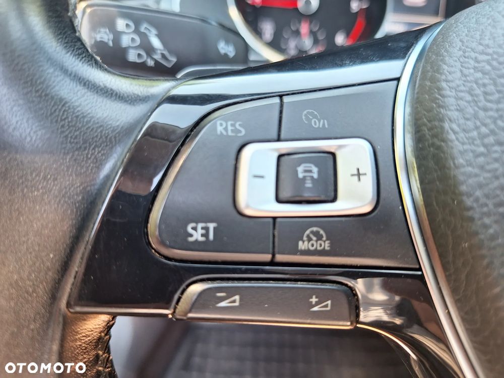 Volkswagen Passat Alltrack 2.0 TDI SCR 4Motion DSG (BMT) - 30