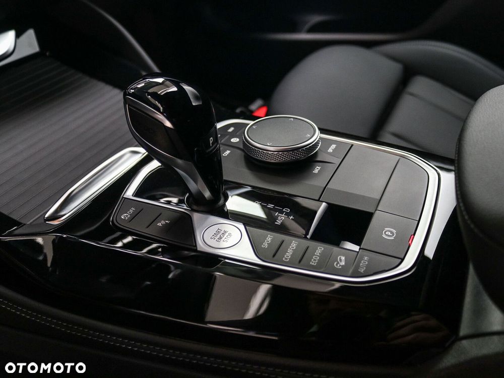 BMW X4 - 16