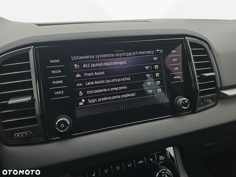 Skoda Karoq 1.5 TSI ACT Selection DSG - 29