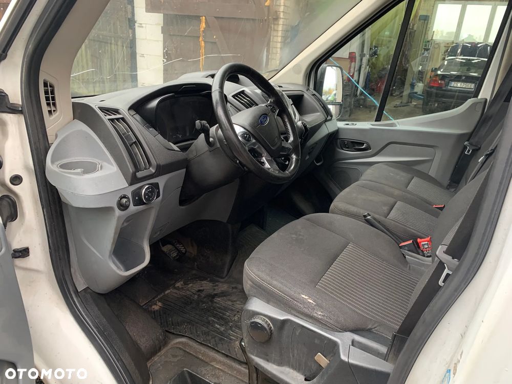 Ford Transit - 9