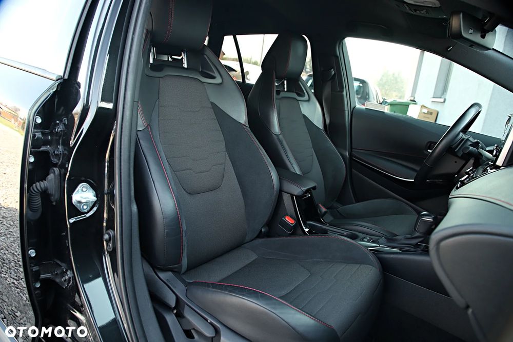 Toyota Corolla 2.0 Hybrid Executive - 20