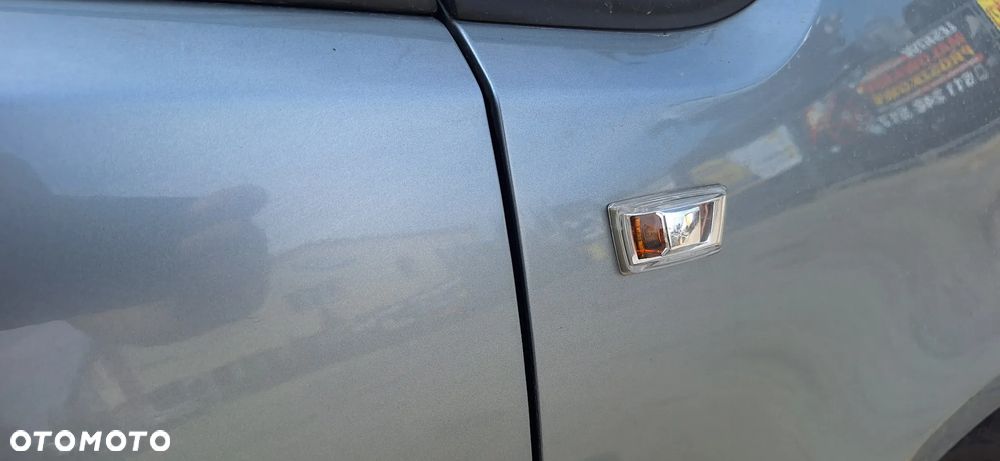 Opel Meriva B Drzwi Przód Przednie Prawe Kod Lakieru Z179 - 9