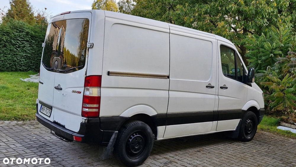 Mercedes-Benz Sprinter - 5