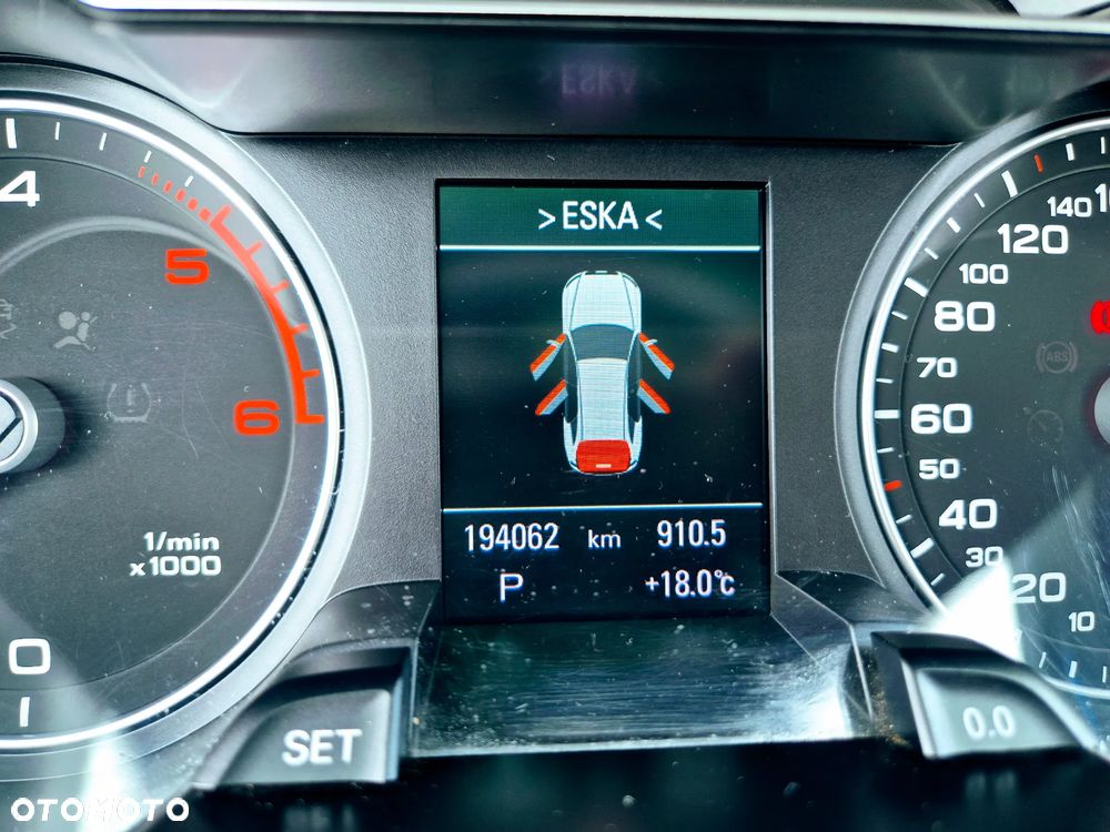 Audi A4 Avant 2.0 TDI DPF multitronic S line Sportpaket - 4