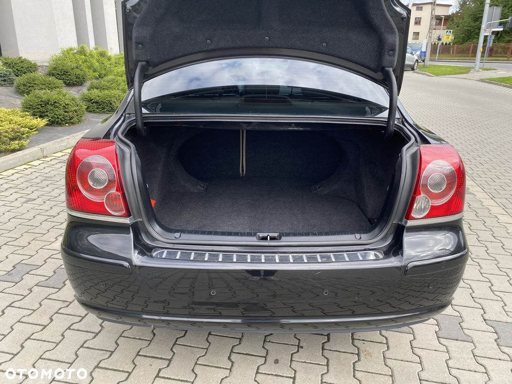 Toyota Avensis 2.0 D-4D Premium - 13