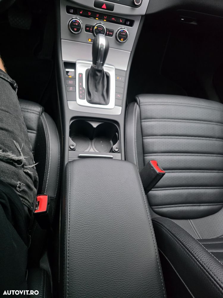 Volkswagen Passat CC - 25