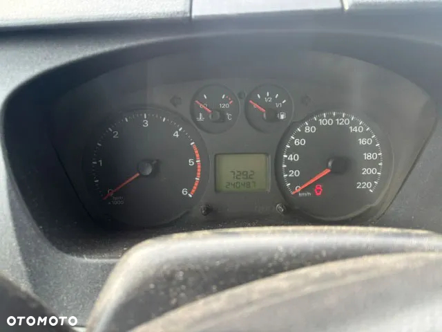 Ford Transit - 8