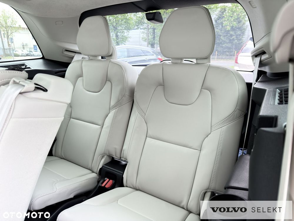 Volvo XC 90 - 20