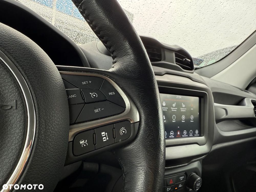 Jeep Renegade - 25