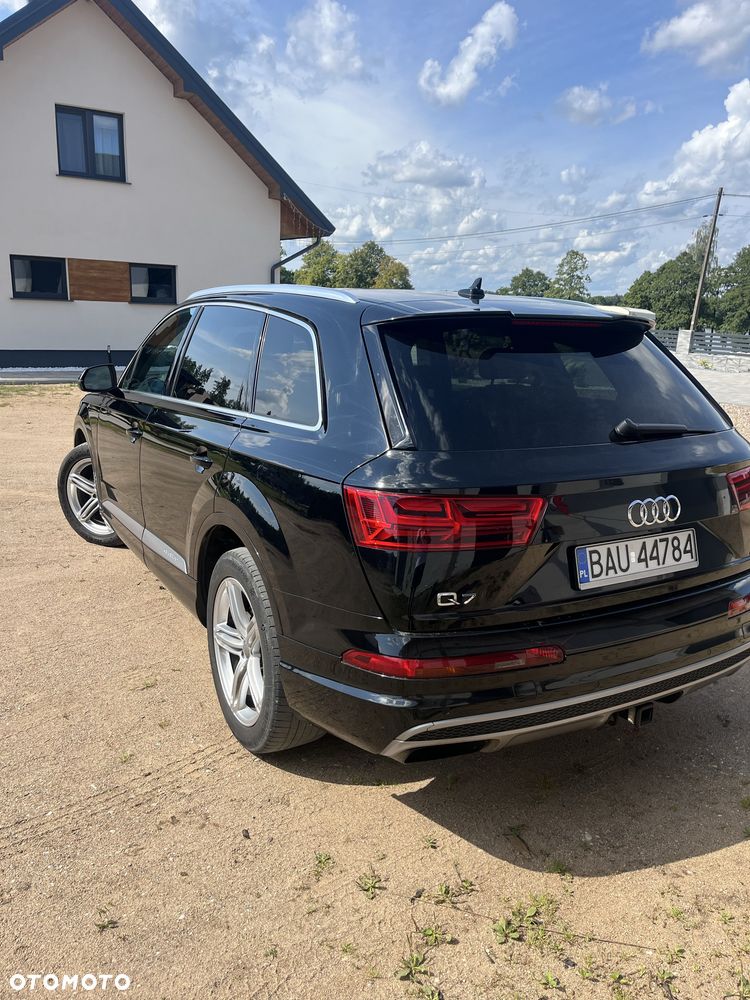 Audi Q7 - 3