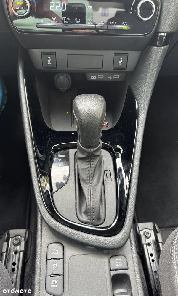 Toyota Yaris - 6