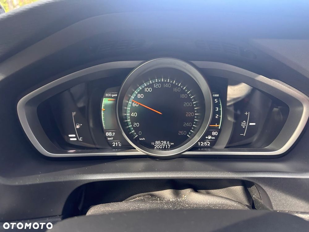 Volvo V40 - 11