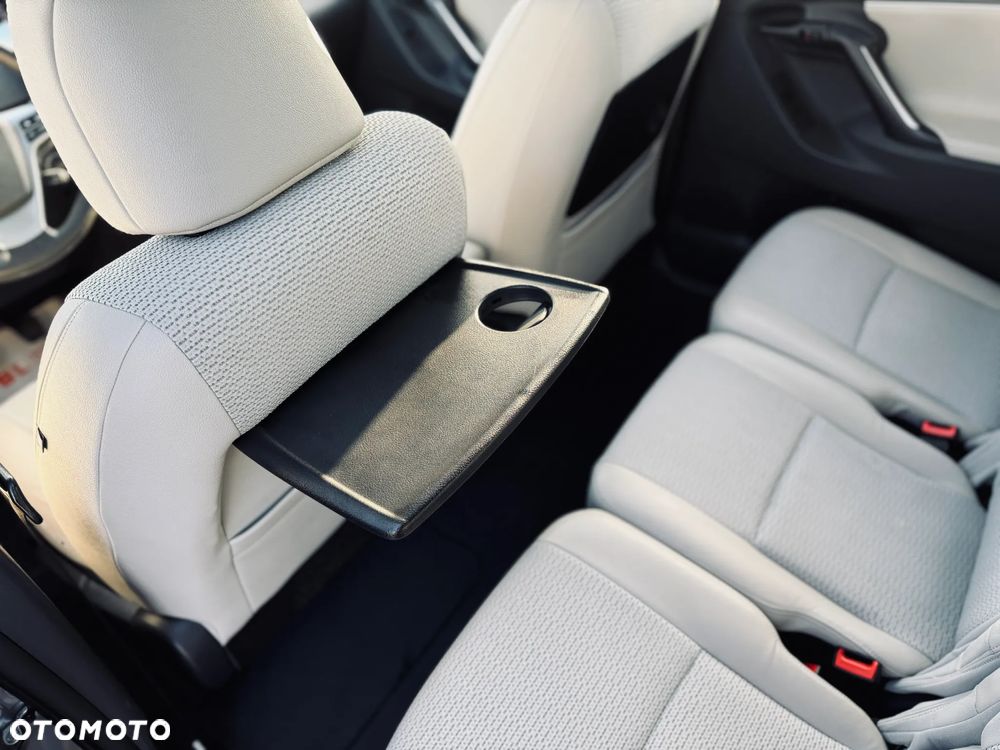 Toyota Verso 1.6 D-4D 5-Sitzer Start/Stop Skyview Edition - 16