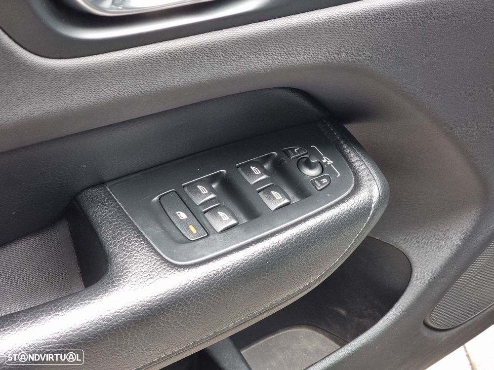 Volvo XC 60 2.0 D4 Inscription Geartronic - 9